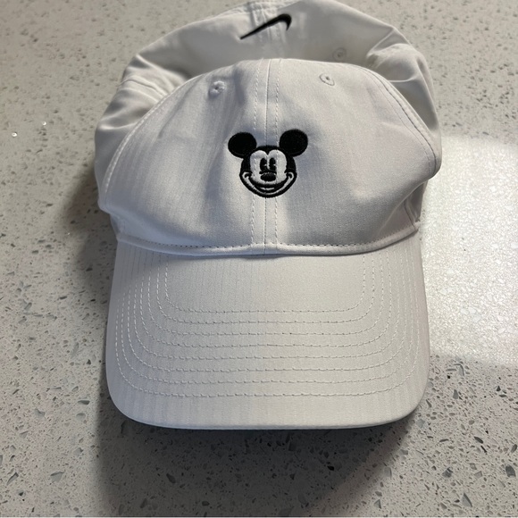Nike Accessories - RARE Nike Disney Mickey Mouse hat